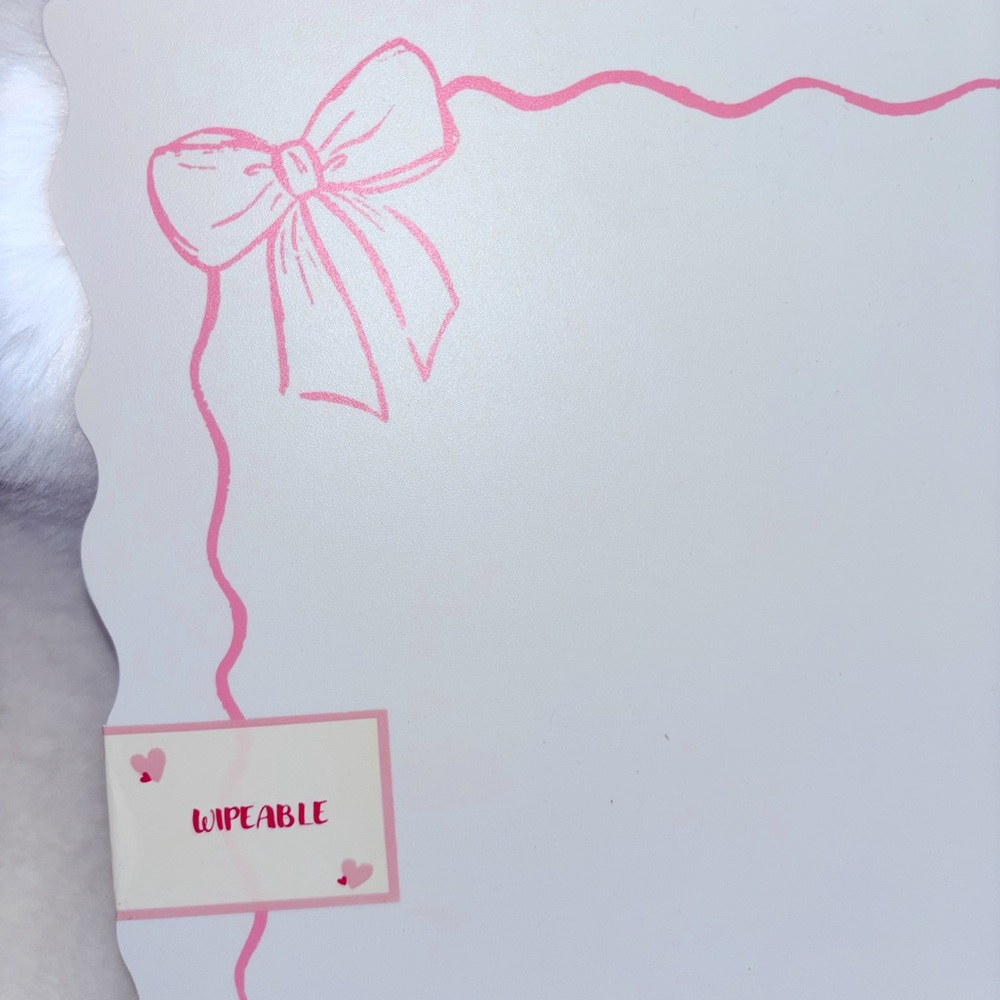 Adorable Pink Bow 🎀 Plastic 2 Piece Set Placemats, NWTS